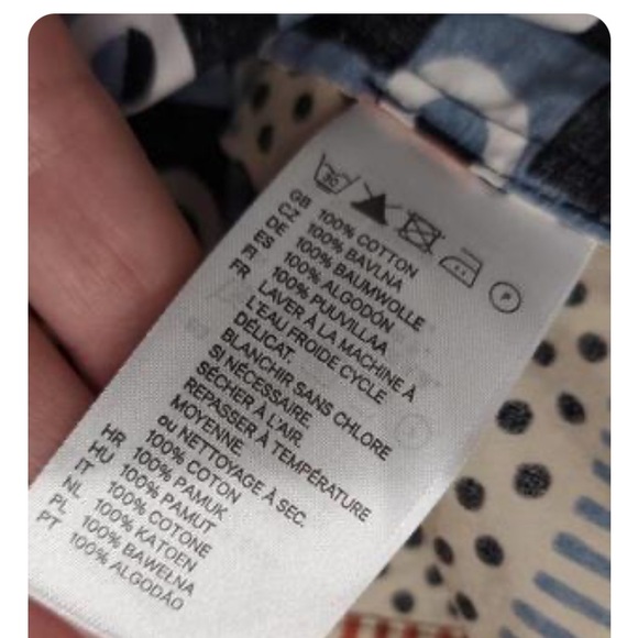 Marni for H&M 100% crisp cotton, geometric, tie, long sleeves blouse. Size 2 - Picture 16 of 17